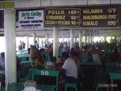 Restaurante Beto Godoy en Barra Vieja, cerca de Acapulco (México)